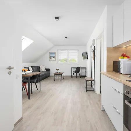 Komfortowe Dla 6 Osob Z Parkingiem W Sliwinie By Renters *