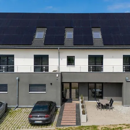 Komfortowe Dla 6 Osob Z Parkingiem W Sliwinie By Renters