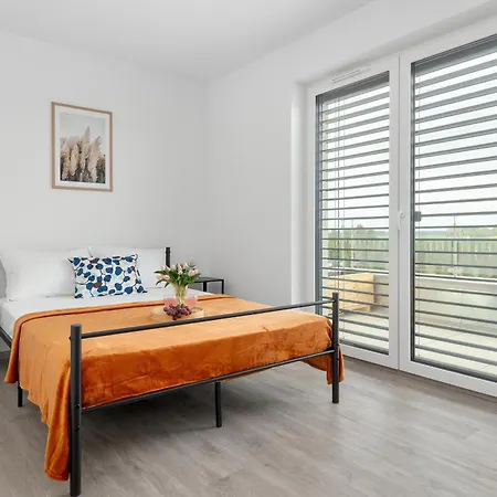Komfortowe Dla 6 Osob Z Parkingiem W Sliwinie By Renters Sliwin