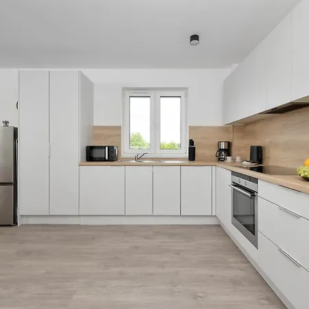 Komfortowe Dla 6 Osob Z Parkingiem W Sliwinie By Renters *